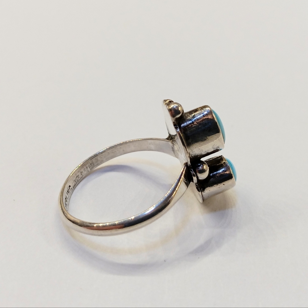 Sterling Genuine Turquoise Ring Size 5 1/2 - Picture 4 of 5